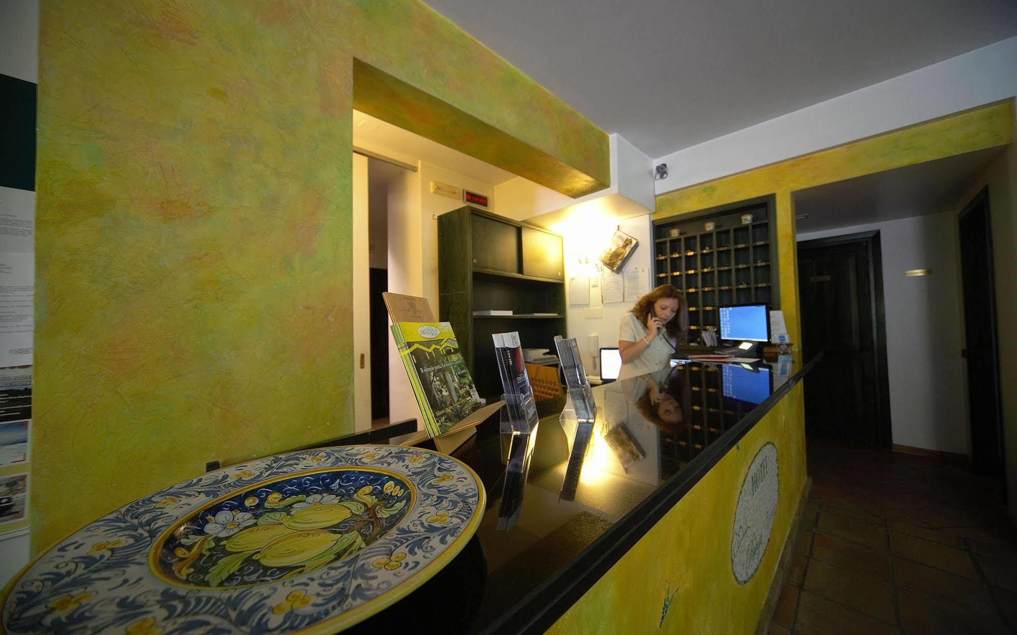 Hotel Borgo Verde Catania Luaran gambar